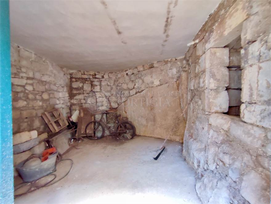 Photo 30